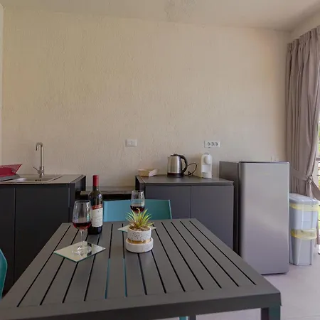 Le Dune Relax Con Cucina & Piscina Penzion 3*